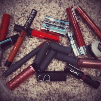 wearing > lipstick addiction 